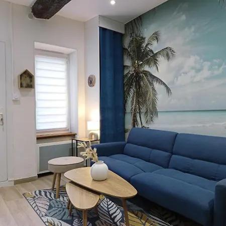 Holiday home L'horizon De *